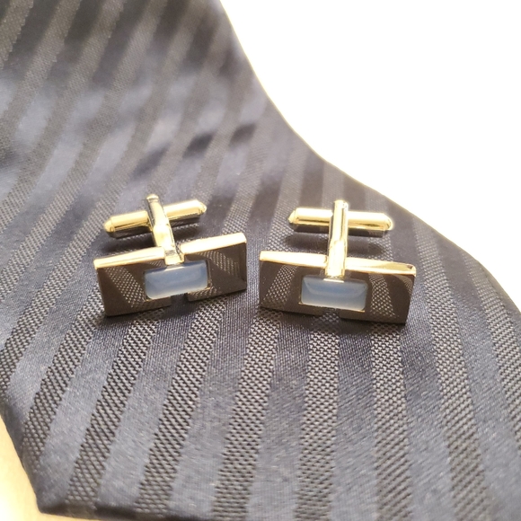 E23 Cufflinks Light Blue - Picture 4 of 4